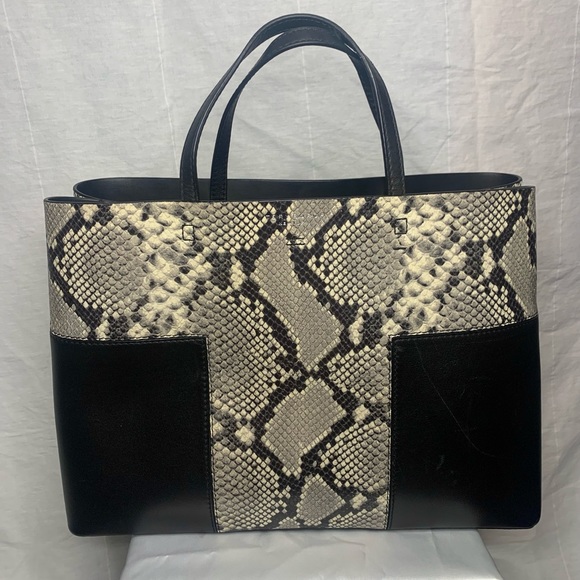 Tory Burch Handbags - Tory Burch Block-T Embossed Triple Compartment Tote Bag